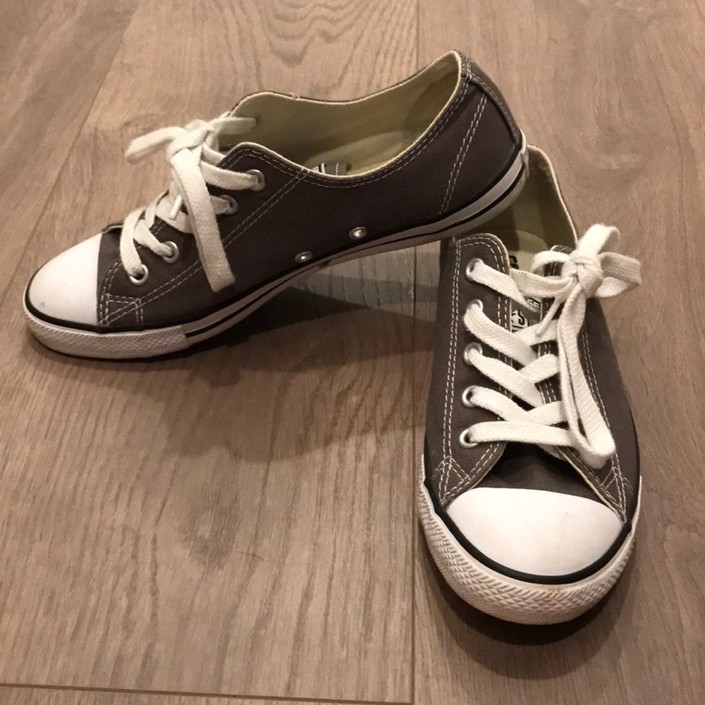 Converse shoe
